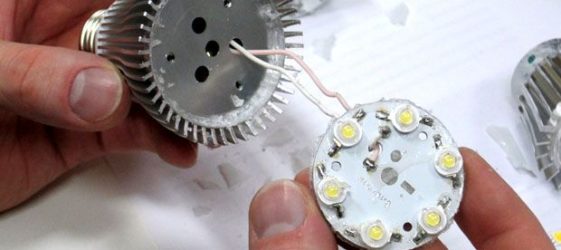 إصلاح مصباح LED DIY